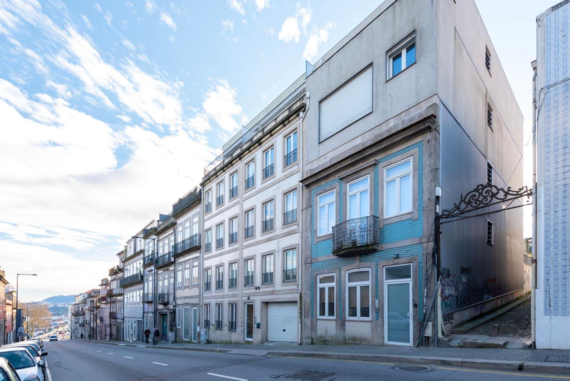 Joivy Olimpio Studio In The Heart Of The City Appartement Porto Buitenkant foto